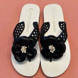 New Tory Burch Sandals. Size 8.